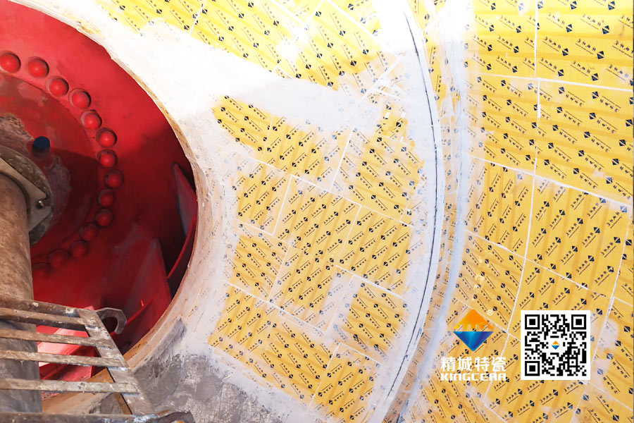 水泥廠循環(huán)風機機殼內(nèi)壁安裝氧化鋁耐磨陶瓷